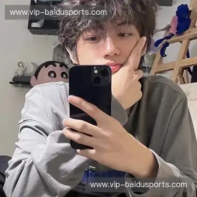 缪念泳